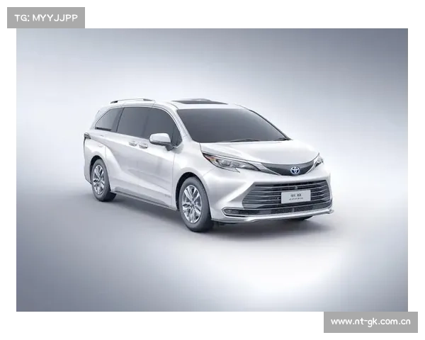 全新丰田SIENNA赛那曝光,还能稳坐MPV头把交椅吗? 全新丰田SIENNA赛那曝光,还能稳坐MPV头把交椅吗?